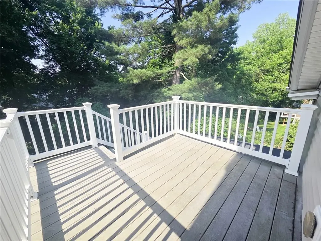 39 Sunrise Avenue West Warwick RI 02893