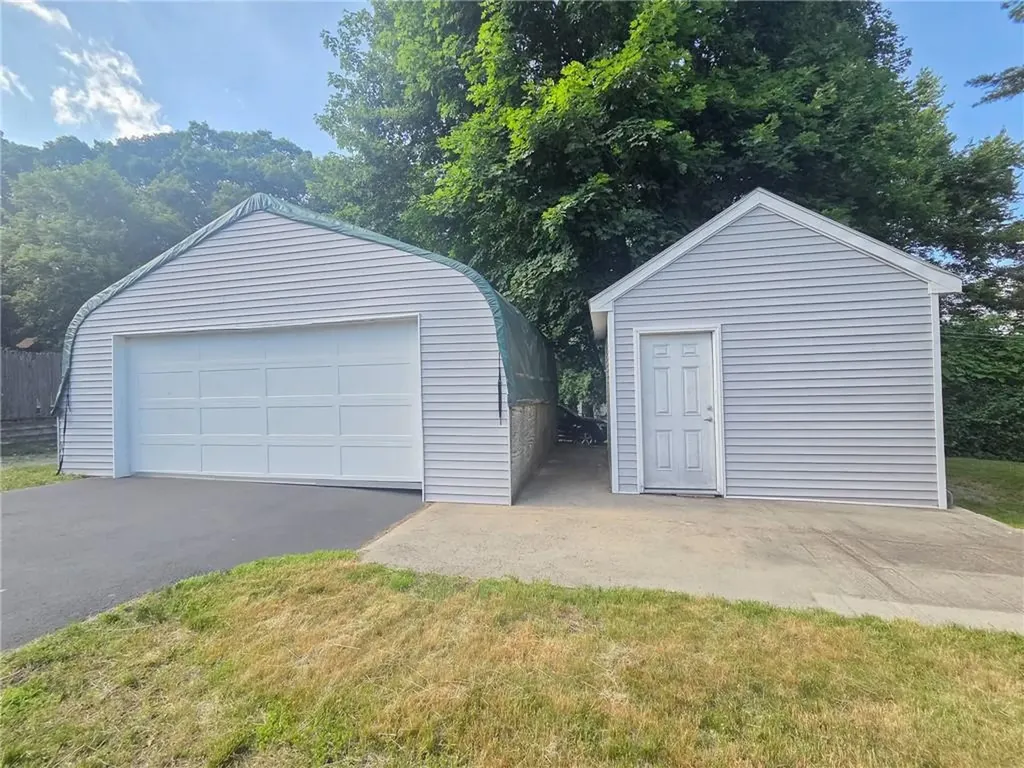 39 Sunrise Avenue West Warwick RI 02893