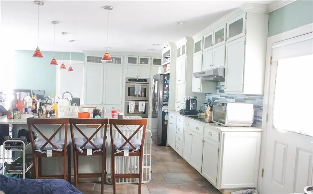 39 Sunrise Avenue West Warwick RI 02893