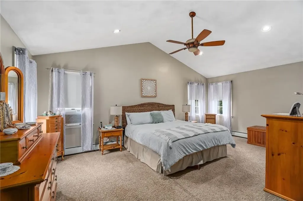 21 Tilbury Drive Bristol RI 02809