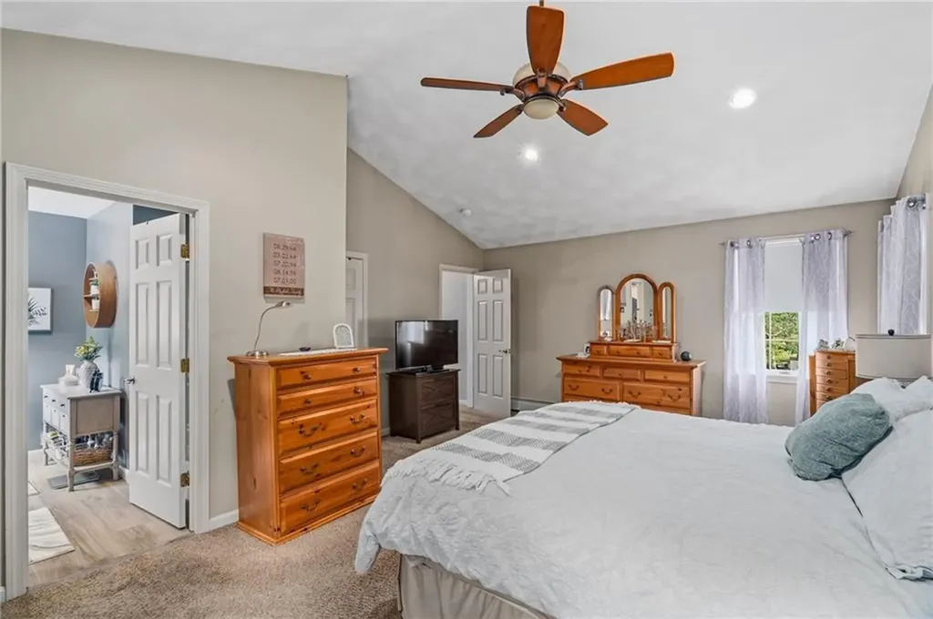 21 Tilbury Drive Bristol RI 02809