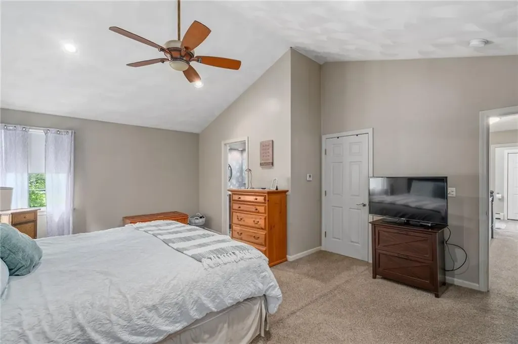 21 Tilbury Drive Bristol RI 02809