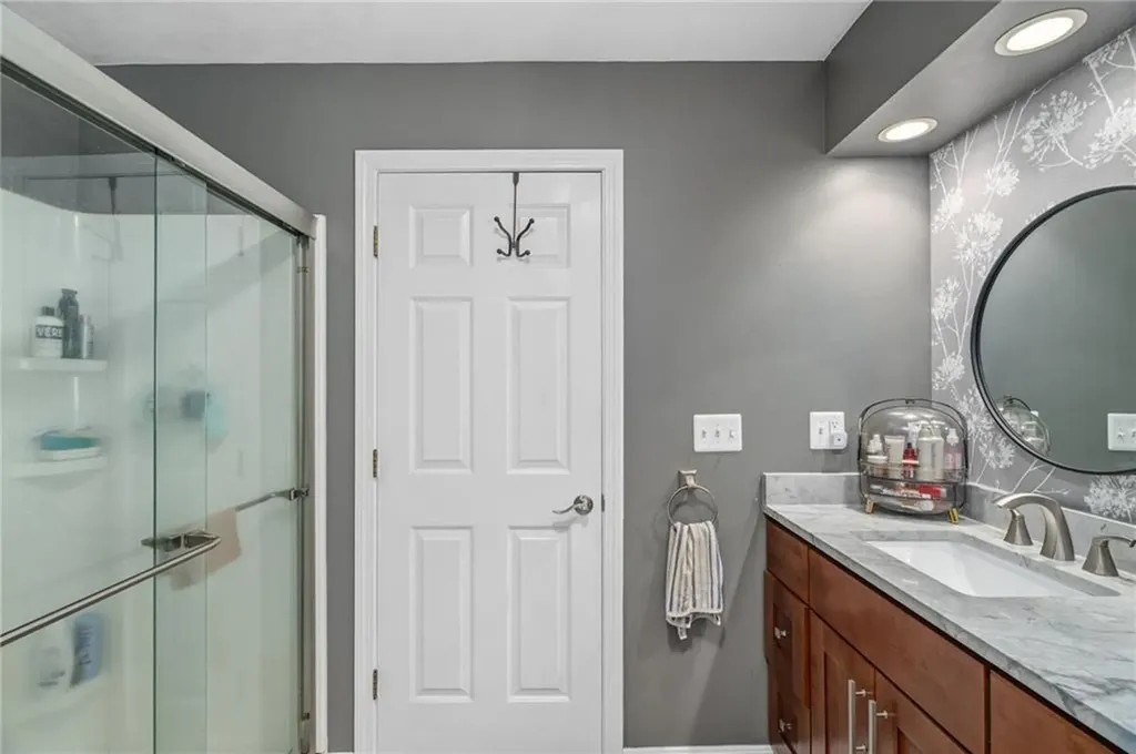 21 Tilbury Drive Bristol RI 02809
