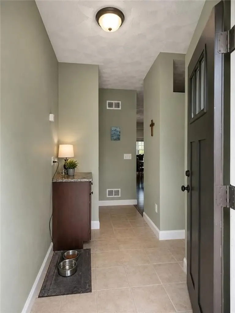 301 West Shore Road Warwick RI 02886