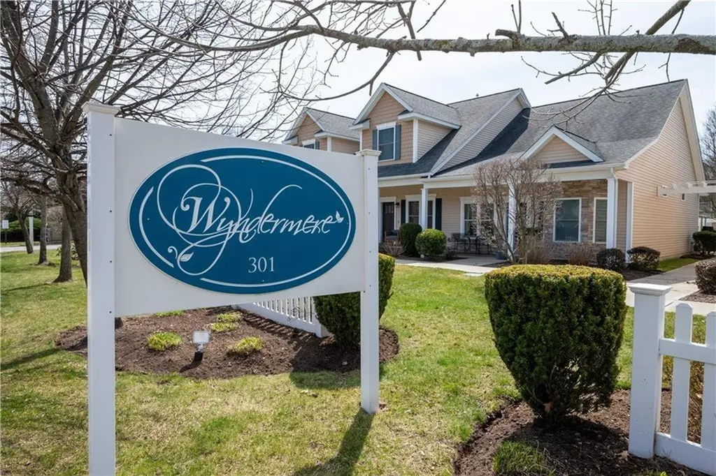 301 West Shore Road Warwick RI 02886