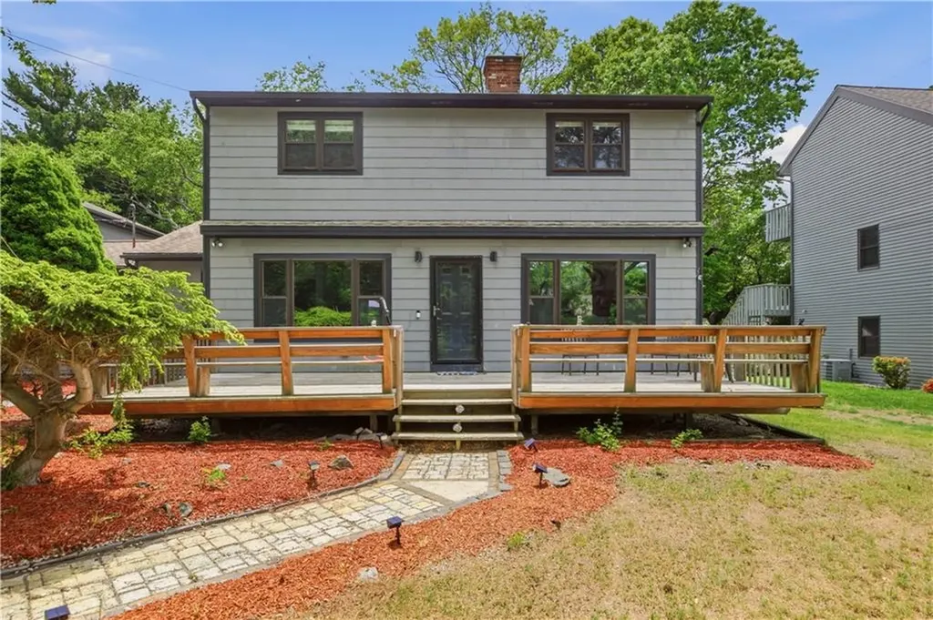 5 Buoy Street Jamestown RI 02835