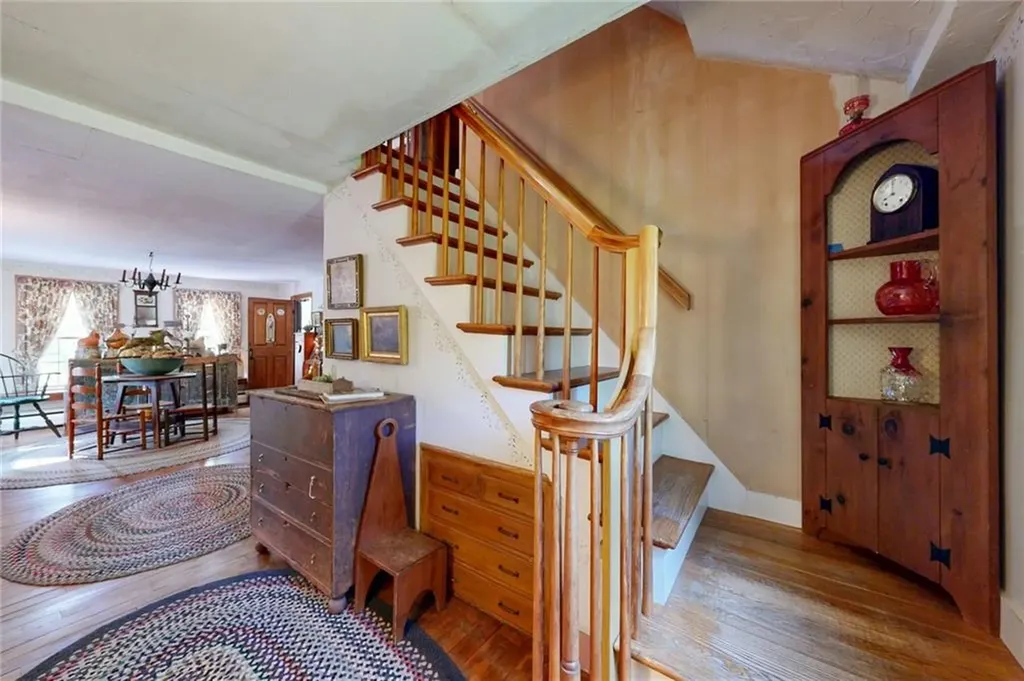 1503 Putnam Pike Glocester RI 02814