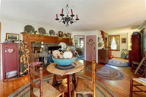 1503 Putnam Pike Glocester RI 02814