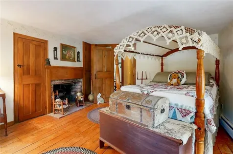 1503 Putnam Pike Glocester RI 02814