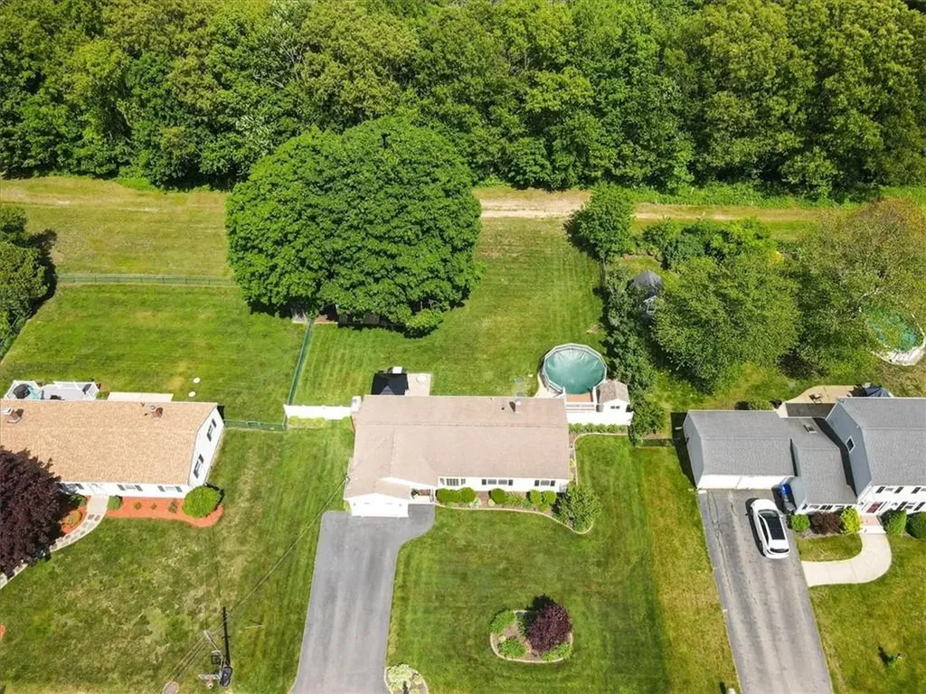 127 Sun Valley Drive Cumberland RI 02864