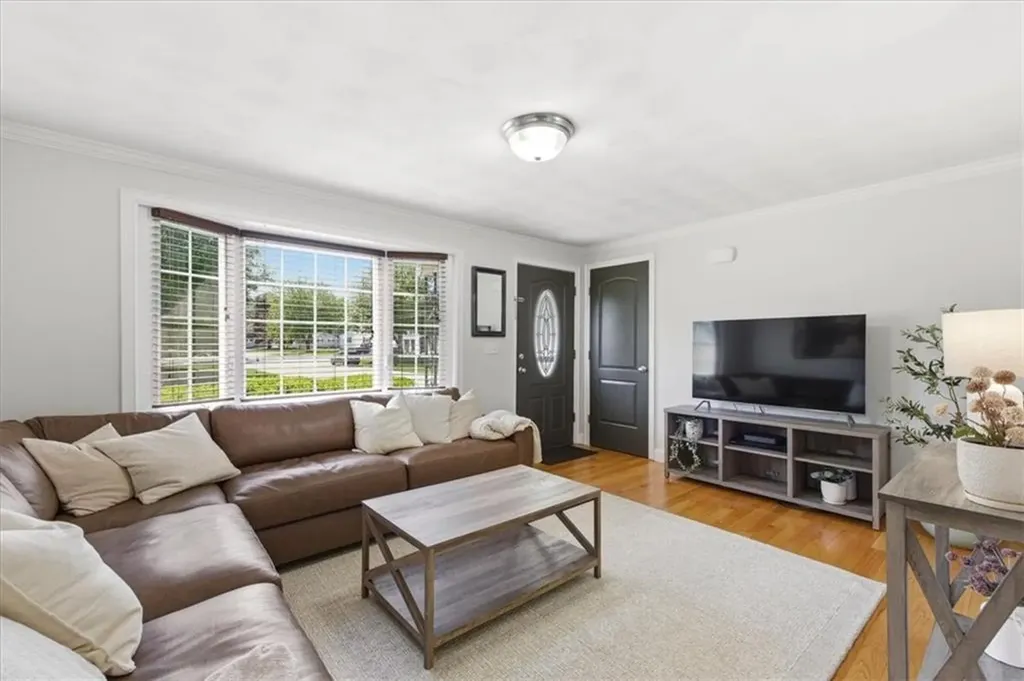 127 Sun Valley Drive Cumberland RI 02864