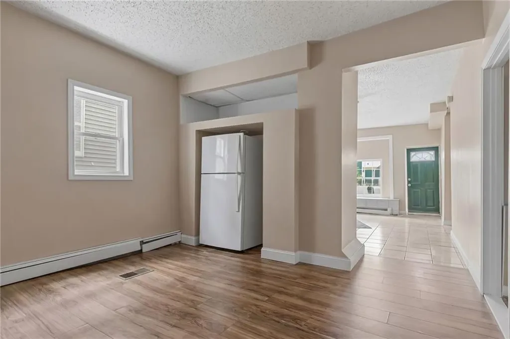 821 823 Potters Avenue Providence RI 02907