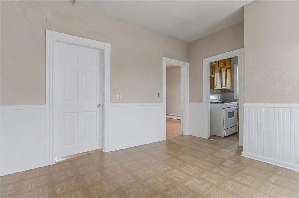 821 823 Potters Avenue Providence RI 02907