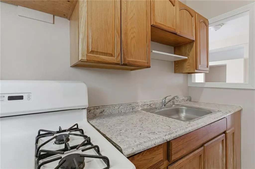 821 823 Potters Avenue Providence RI 02907