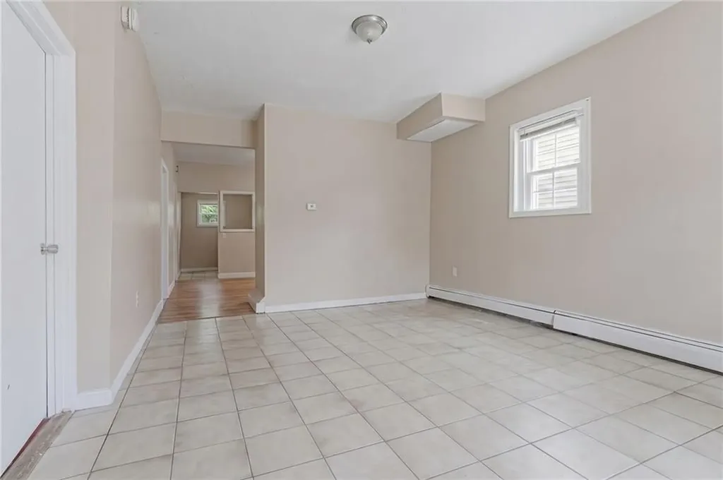 821 823 Potters Avenue Providence RI 02907