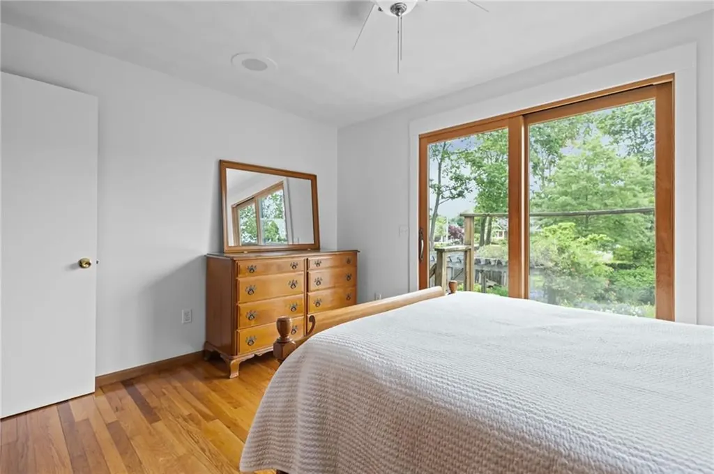 23 Lawndale Drive Warwick RI 02818