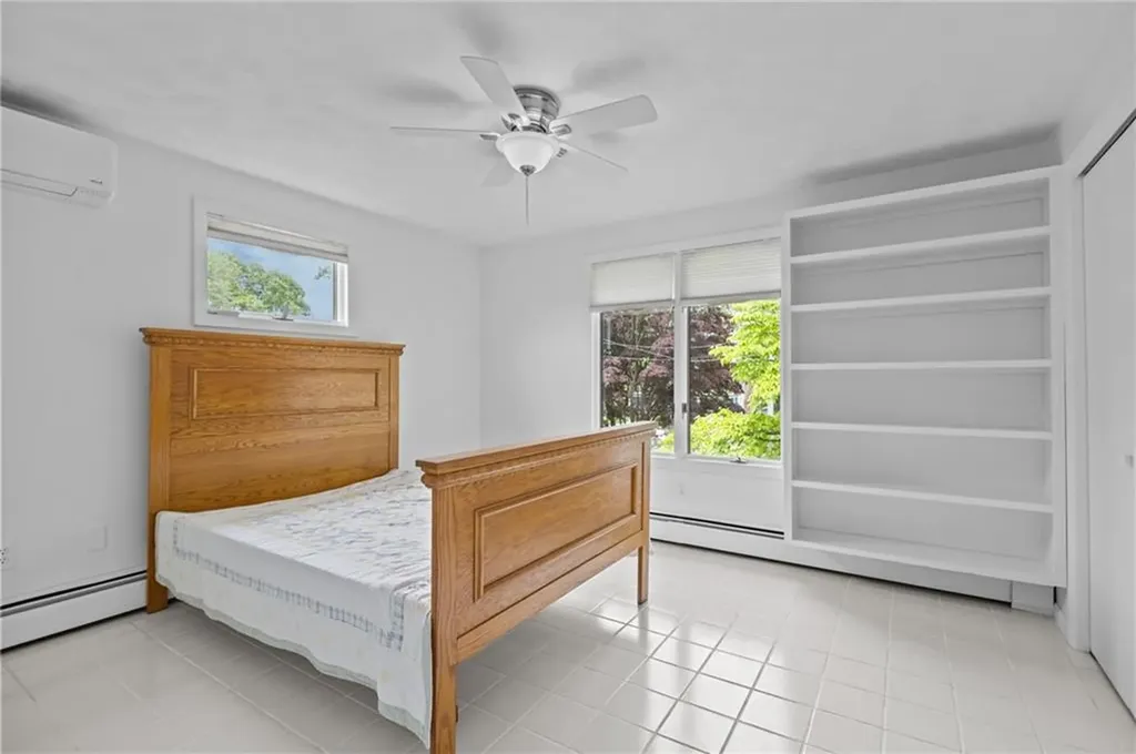 23 Lawndale Drive Warwick RI 02818