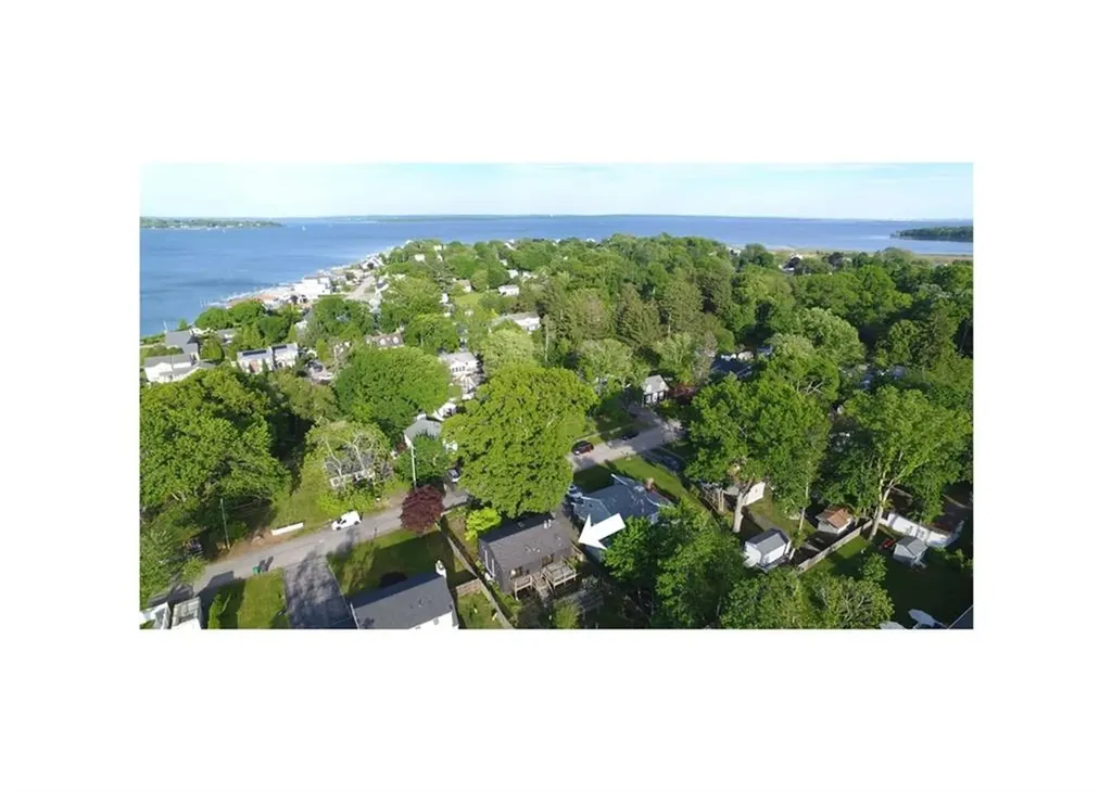 23 Lawndale Drive Warwick RI 02818