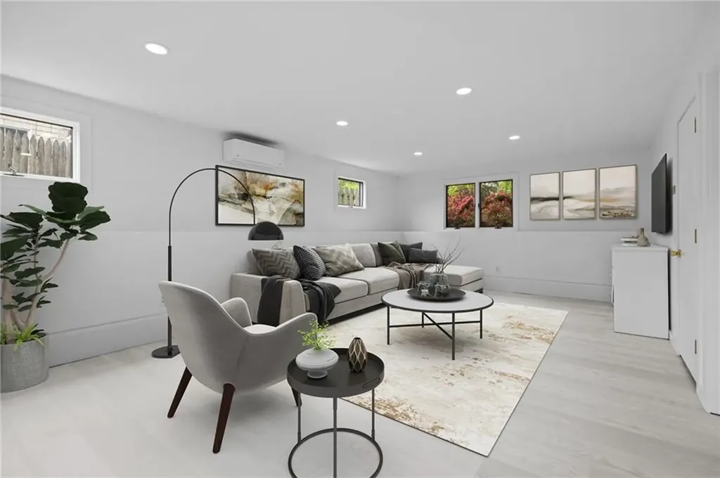23 Lawndale Drive Warwick RI 02818