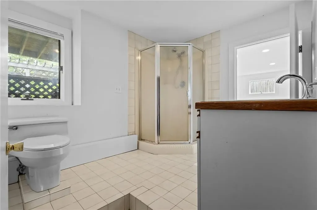 23 Lawndale Drive Warwick RI 02818