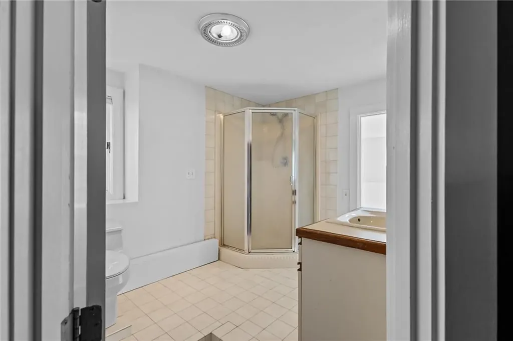 23 Lawndale Drive Warwick RI 02818