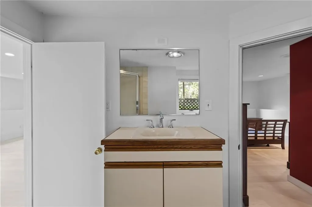 23 Lawndale Drive Warwick RI 02818