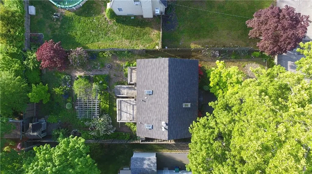 23 Lawndale Drive Warwick RI 02818
