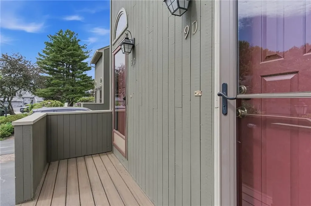 9 Tamarac Drive Smithfield RI 02828