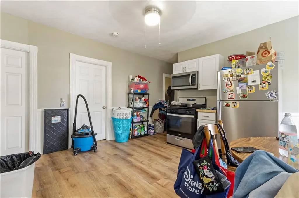 75 Baldwin Street Pawtucket RI 02860