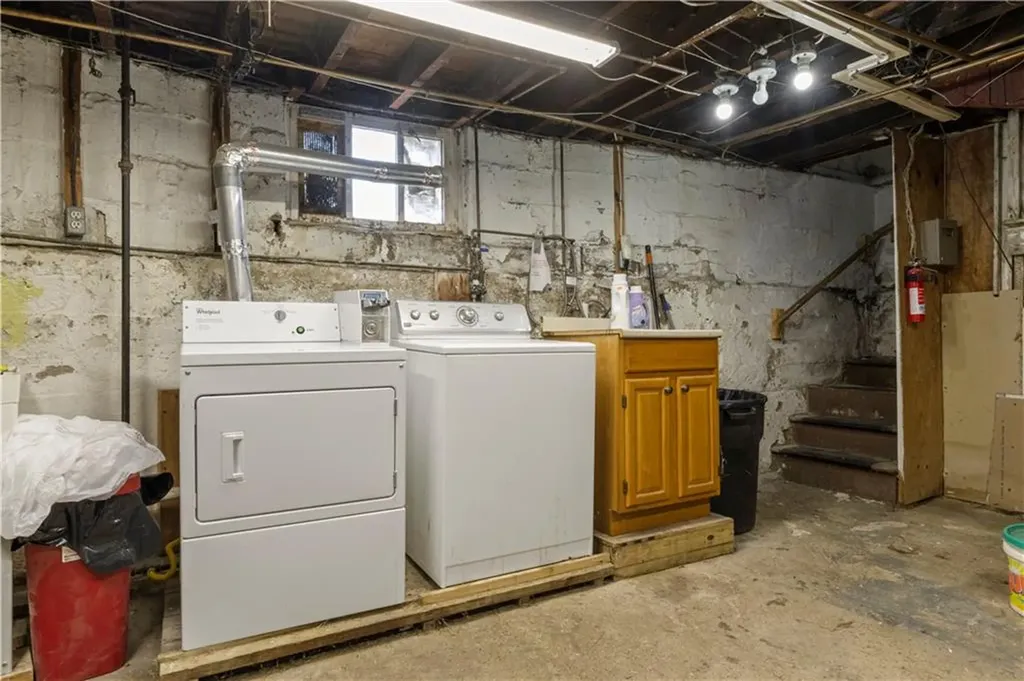 75 Baldwin Street Pawtucket RI 02860