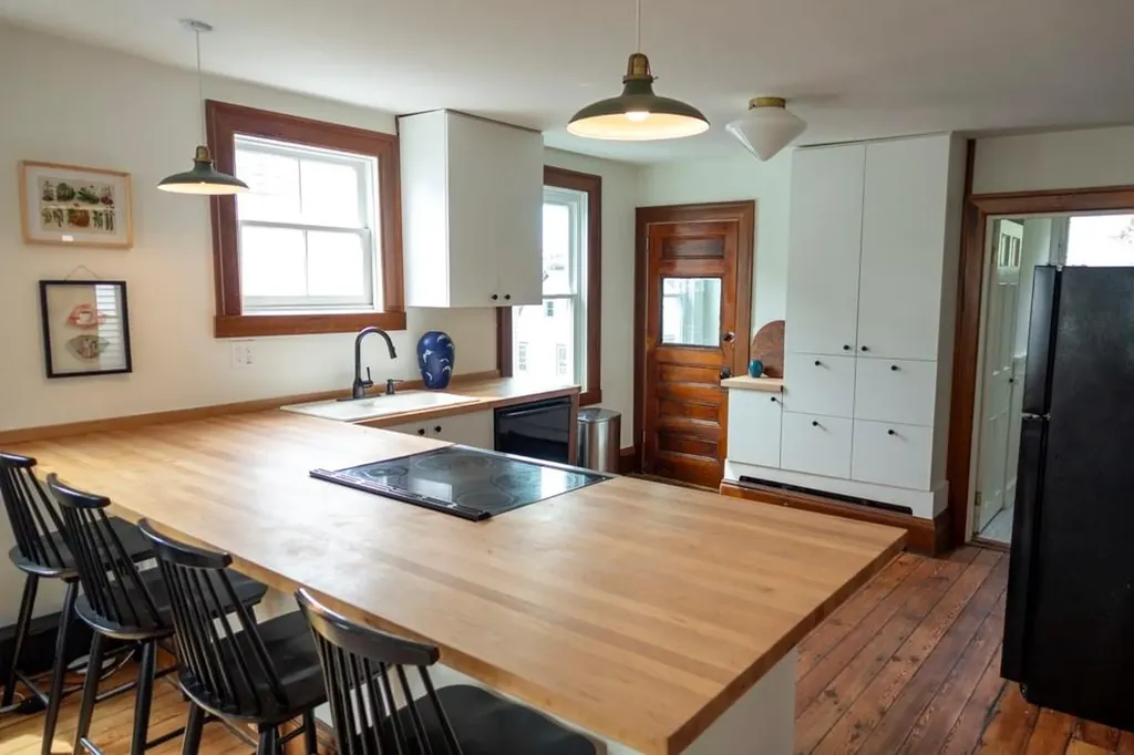 30 Royal Street Providence RI 02906