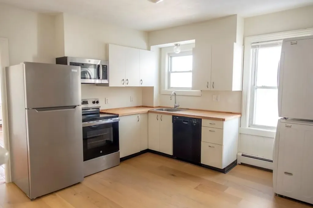 30 Royal Street Providence RI 02906