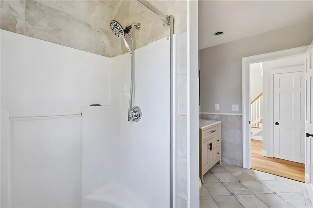 5 Thayer Place Warwick RI 02888