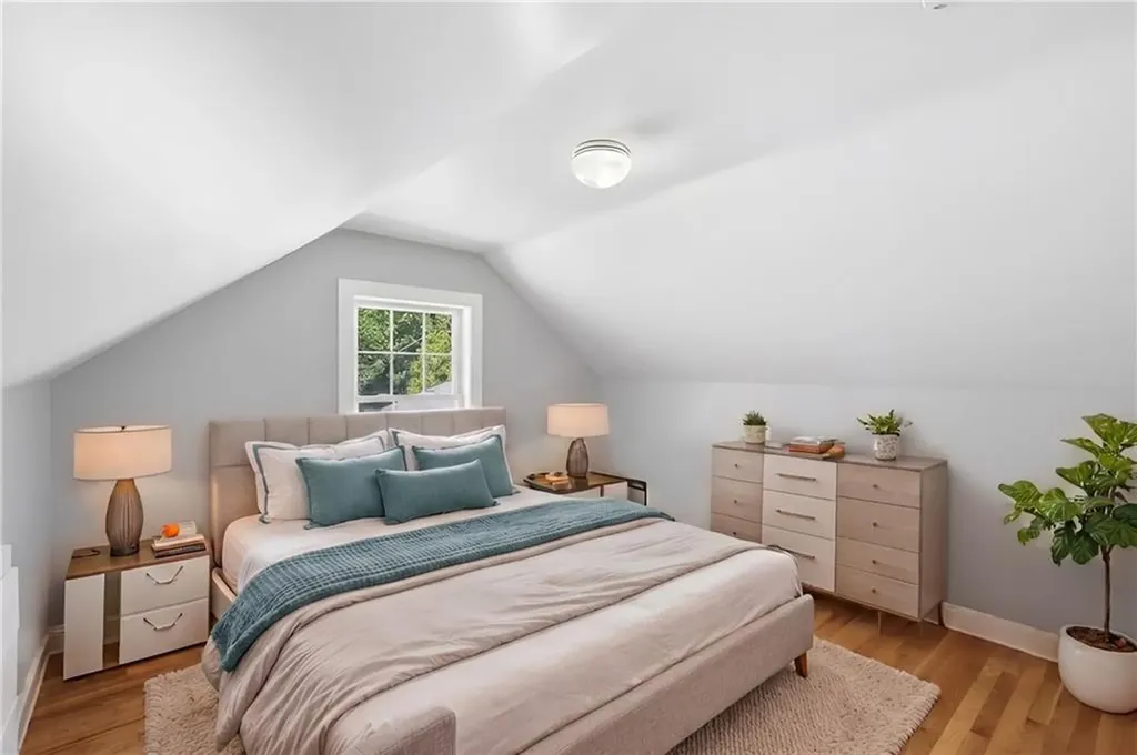 5 Thayer Place Warwick RI 02888