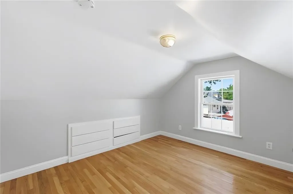 5 Thayer Place Warwick RI 02888
