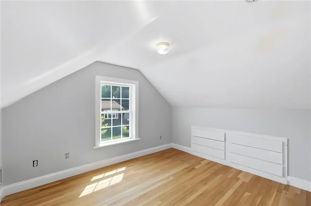 5 Thayer Place Warwick RI 02888