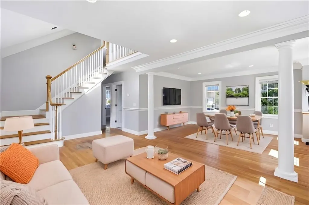 5 Thayer Place Warwick RI 02888