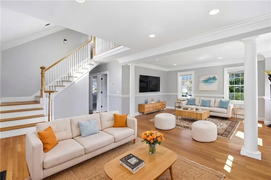 5 Thayer Place Warwick RI 02888