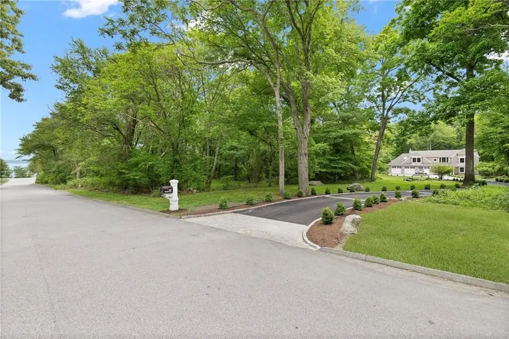 31 Wright Lane Jamestown RI 02835