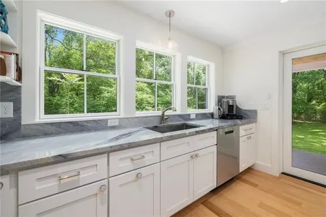 31 Wright Lane Jamestown RI 02835