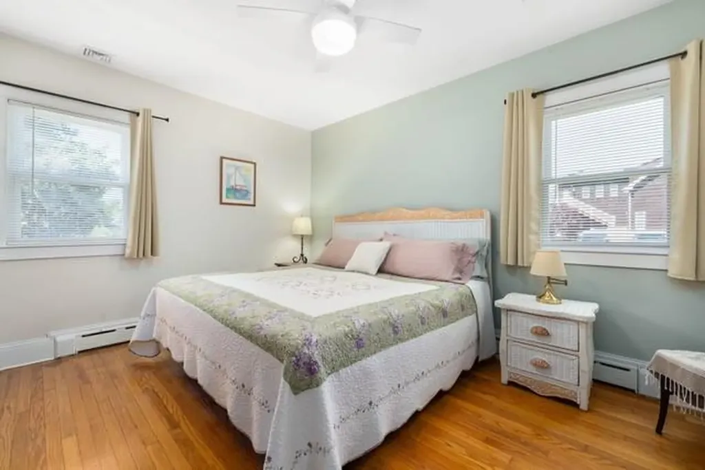 35 Post Road Westerly RI 02891