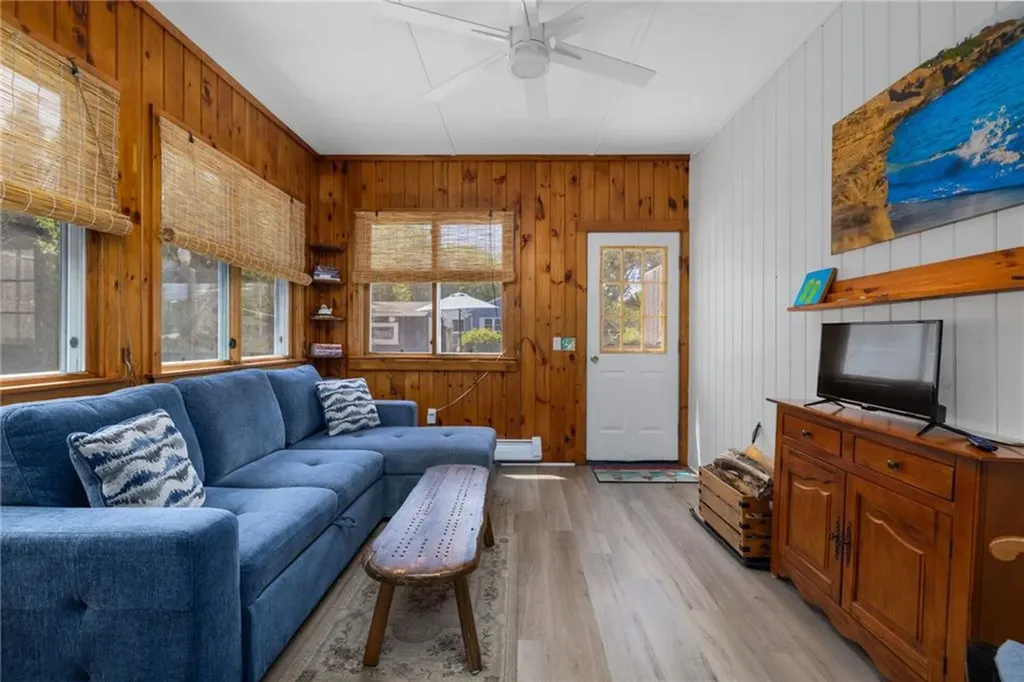 35 Post Road Westerly RI 02891