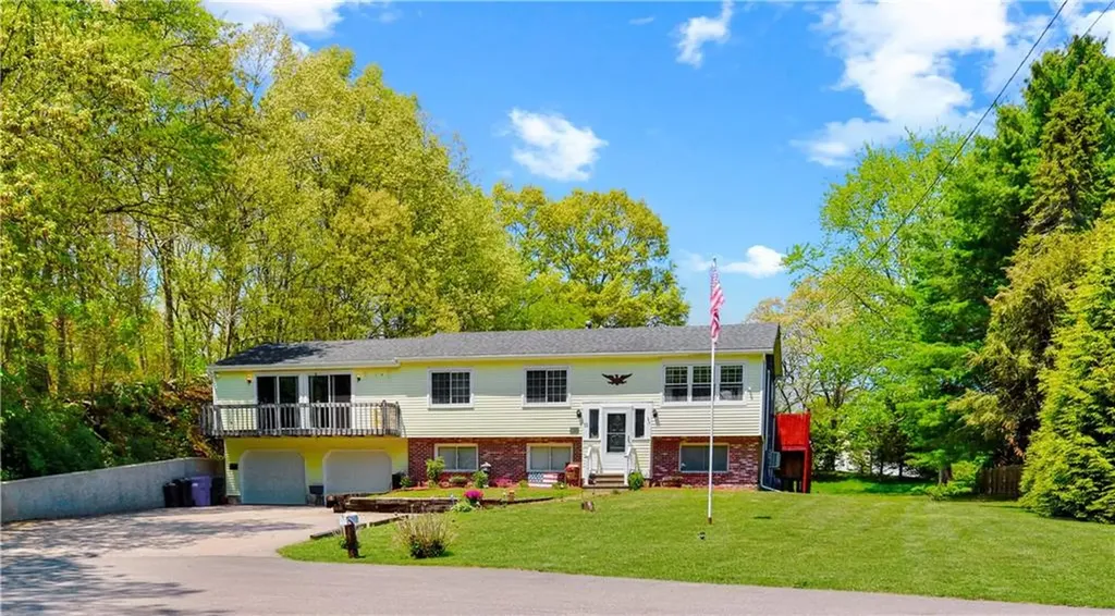 11 Wadchu Road Westerly RI 02891