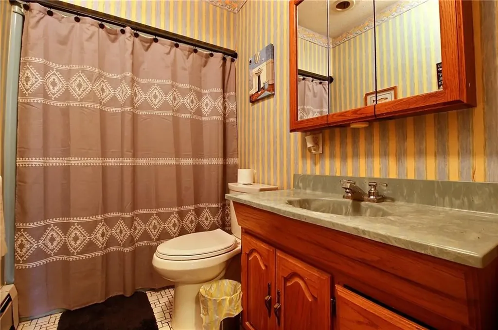 11 Wadchu Road Westerly RI 02891