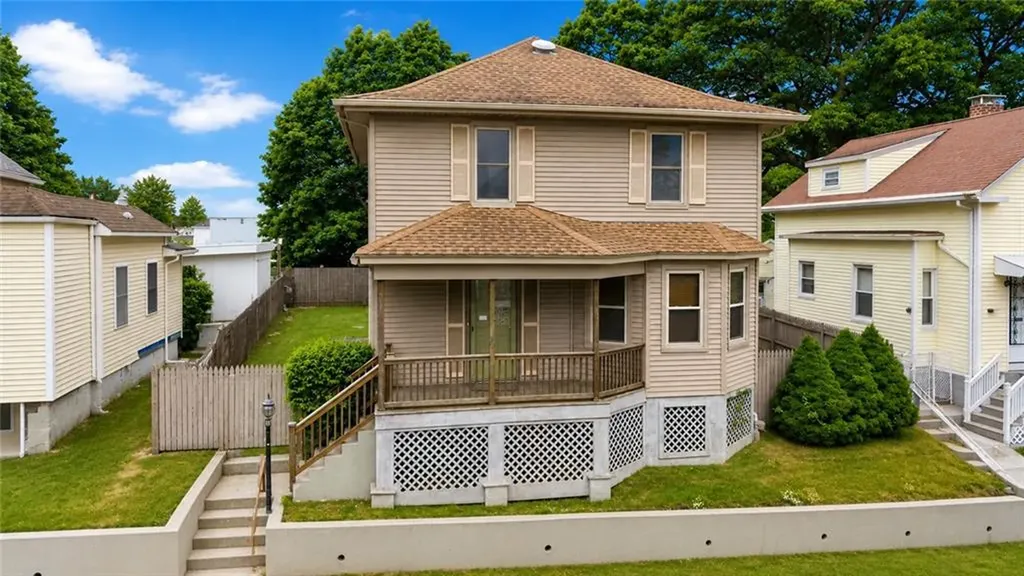 17 Woodward Avenue East Providence RI 02914
