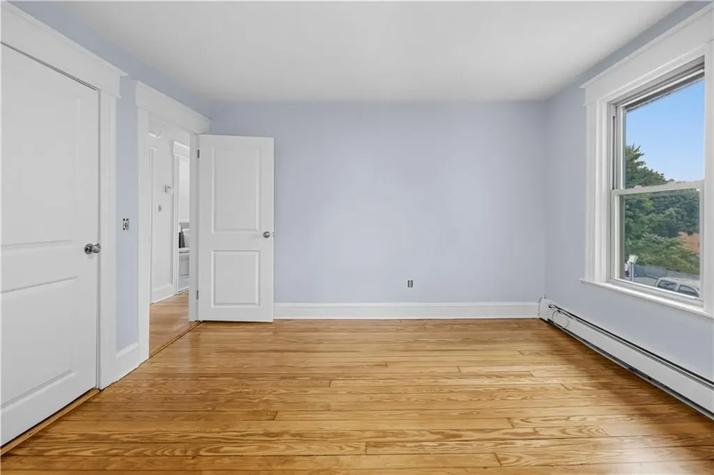 17 Woodward Avenue East Providence RI 02914