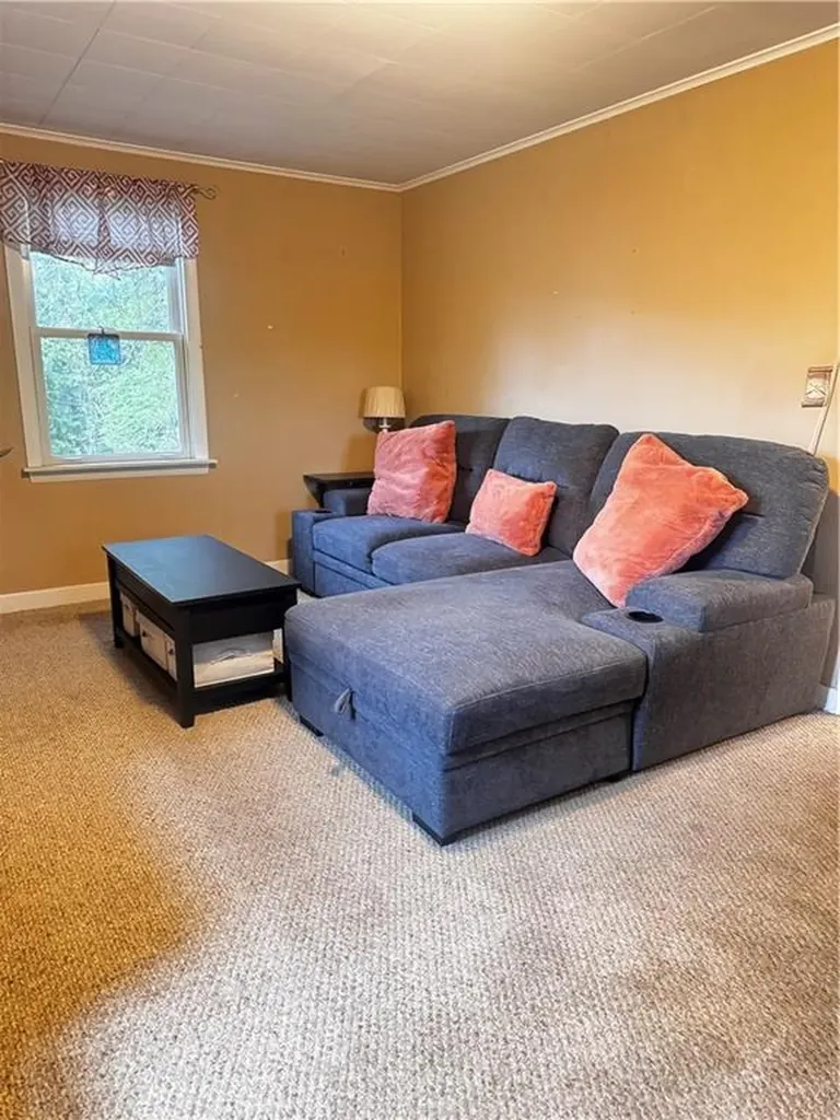 214 Putnam Pike Johnston RI 02919