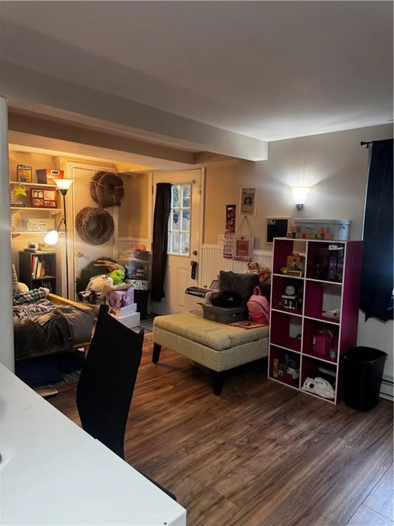 214 Putnam Pike Johnston RI 02919