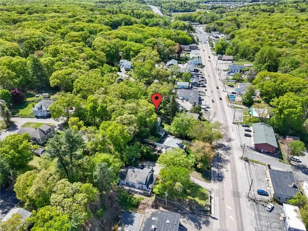 214 Putnam Pike Johnston RI 02919