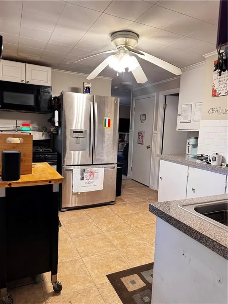 214 Putnam Pike Johnston RI 02919